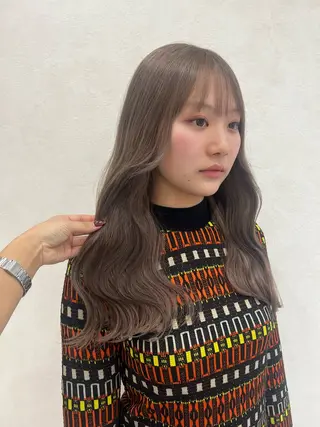 セミロング 韓国風🫧艶カラー 💟ran💟のヘアスタイル