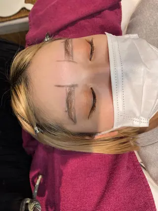 アイブロウ ROCCOeast KAORI まつげ✨のマツエク・マツパデザイン