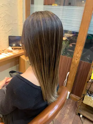 ロング カラー パーマ ヘアアレンジ メンズ キッズ ネイル マツエク・マツパ 髪質改善 艶髪🔵ﾌｾﾅｵﾔのヘアスタイル