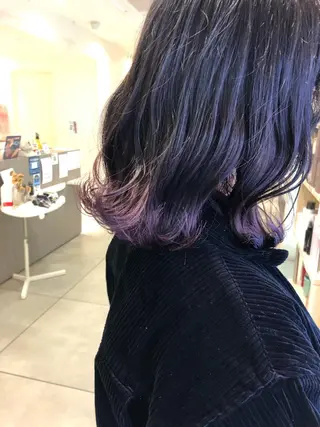 ミディアム カラー 松佐 ゆかりのヘアスタイル