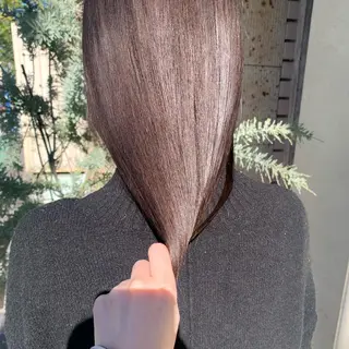 ロング カラー ぱつっとボブ/ 小野あかねのヘアスタイル