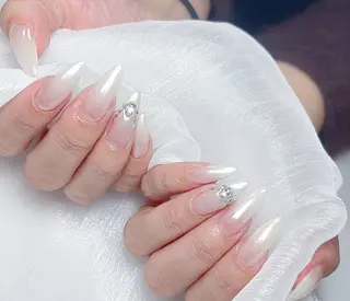 ネイル ネイルサロン Auraのネイルデザイン