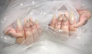 ネイル I-nailロング /ワンホン/キラキラのネイルデザイン