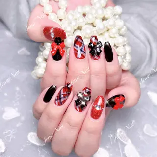 ネイル Queening 🦋のネイルデザイン