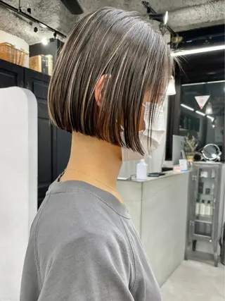 ショート カラー 🧸艶々韓国ヘア 🧁mizunaのヘアスタイル