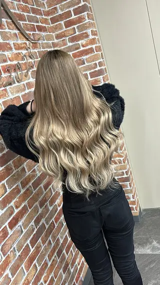 ロング カラー ギャルの革命児 秀斗のヘアスタイル