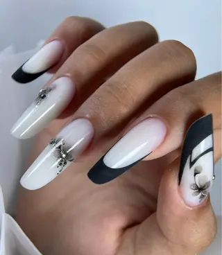 ネイル Hana✴︎ Labon Artのネイルデザイン