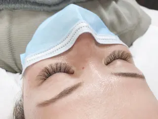 マツエク・マツパ salonLADYSTYLE所属・稲嶺 美華のエステ・リラクイメージ