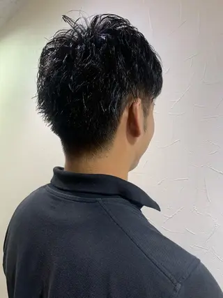 ミディアム パーマ メンズ HIROGINZAプレミアムバーバー赤坂店所属・田中 千恩のヘアスタイル