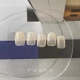 ネイル 阿武 美海のネイルデザイン