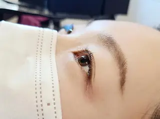 マツエク・マツパ 関口 友菜のヘアスタイル