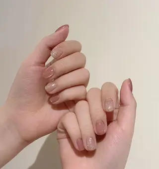 ネイル 高木 維麗絲のネイルデザイン