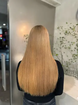 カラー 柳川 ことねのヘアスタイル