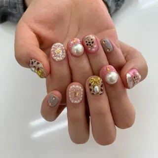 ネイル 五十嵐 美智のネイルデザイン