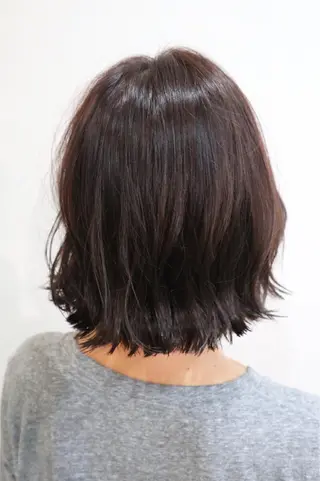 ミディアム カラー 西村 ようこのヘアスタイル