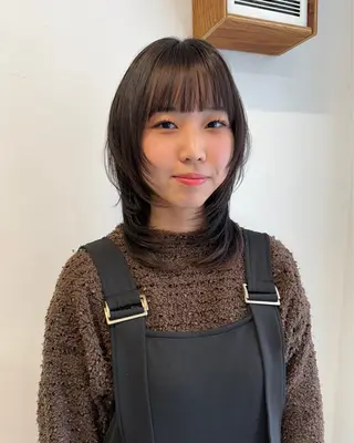 ミディアム 【韓国レイヤー特化 ハッシュカット】のヘアスタイル
