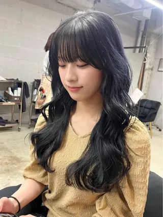 ロング col sapporo所属・あざと可愛い💓 盛れる顔まわり/uiのヘアスタイル