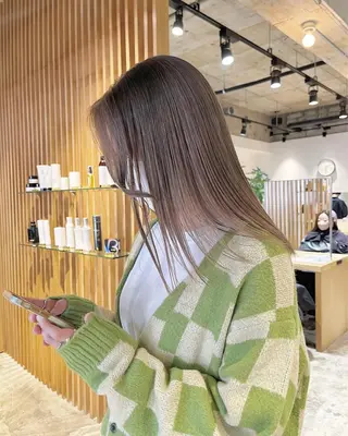 ロング カラー ハイトーン/レイヤー 💜Akaneのヘアスタイル