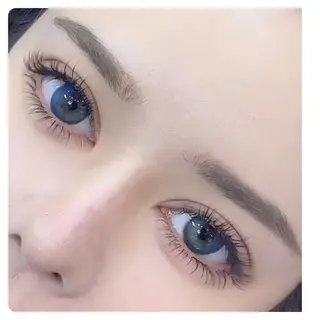 パーマ マツエク・マツパ アイブロウ 神山 ビューティー・アイのマツエク・マツパデザイン