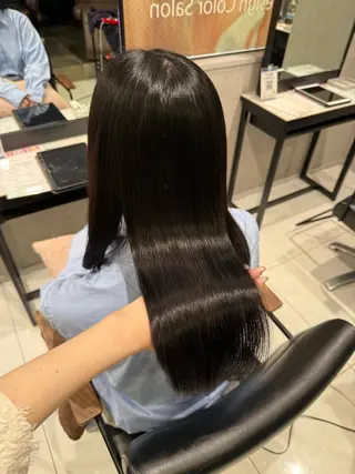 ロング 艶ブラウン/赤み消し /盛れる顔周りのヘアスタイル