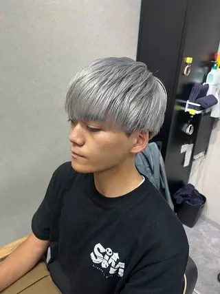 カラー メンズ newi TATSUのヘアスタイル