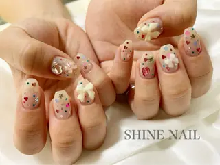 ショート SHINE NAILのネイルデザイン