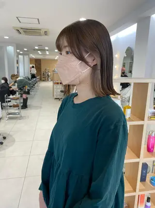 セミロング カラー 🍀透明感抜群🍀/ ハイトーンカラーのヘアスタイル