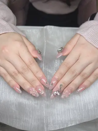 ネイル Lee Nails チップ長さだし専門店のネイルデザイン
