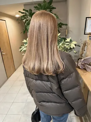 ロング カラー 金ウンス 銀座/髪質 改善×デザインカラーのヘアスタイル