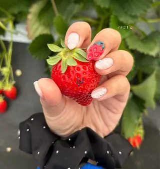 ネイル koyuki.🍓 博多/韓国ネイルのネイルデザイン