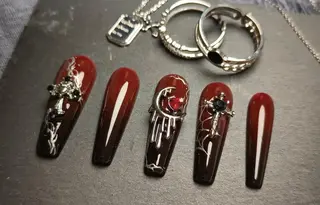 ネイル VIVIAN エイのネイルデザイン