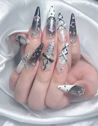 ネイル LEELA NAIL STUDIO所属・LEELA NAIL STUDIOのネイルデザイン