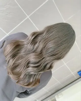 ロング ヘアアレンジ 佐々木 菜摘のヘアスタイル