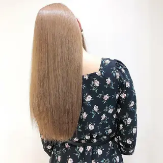ロング Ash 店長　山下達也のヘアスタイル