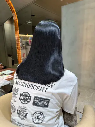 ロング 🦋美髪矯正、髪質 改善のプロ🦋アオイのヘアスタイル