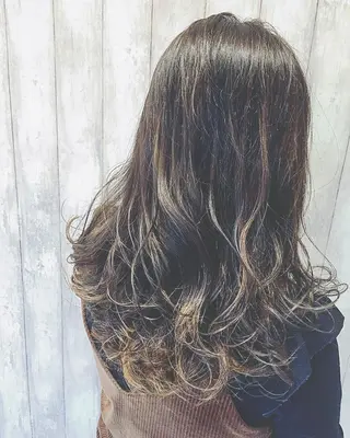 ロング カラー ヘアアレンジ boutique misakiのヘアスタイル
