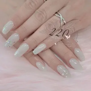 ミディアム nailsalon 220momokaのネイルデザイン