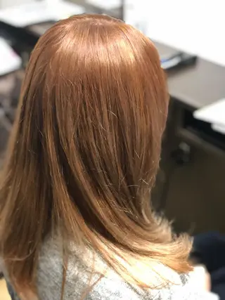 カラー Agu hair Lazuli所属・松本 マサシのヘアスタイル