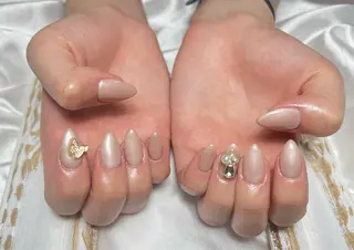 ネイル Una ☀️☀️のネイルデザイン