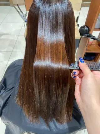 ロング Hirona 縮毛矯正/髪質改善のヘアスタイル