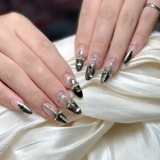 ネイル Maggie Nail🦩のネイルデザイン