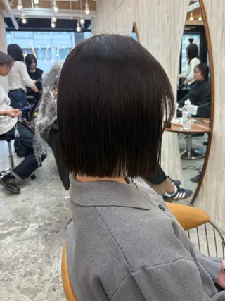 ミディアム オリーブベージュ/シ ョートボブたまき🧡のヘアスタイル