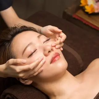 骨盤矯正フィジーク大宮所属・トータルビューティー 痩身&小顔専門店のエステ・リラクイメージ