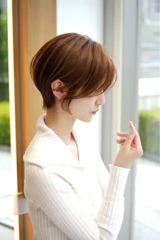 ショート 透明感カラー/伊藤 陸/soigneのヘアスタイル