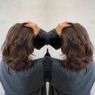 セミロング カラー tocca 💜石田愛結💜のヘアスタイル