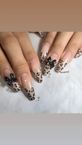 ネイル Nailist Aoiのネイルデザイン