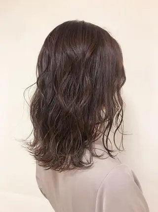 セミロング カラー 【カラーリスト】 Likka.のヘアスタイル