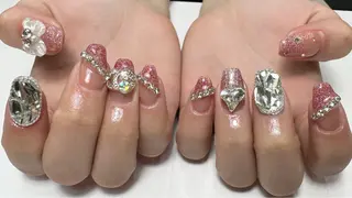 ネイル Blossom  nail所属・A yuのネイルデザイン