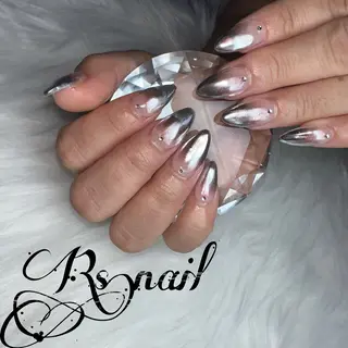 ネイル 加藤 麗華のネイルデザイン