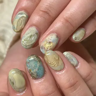 ネイル ayumi / Manonのネイルデザイン